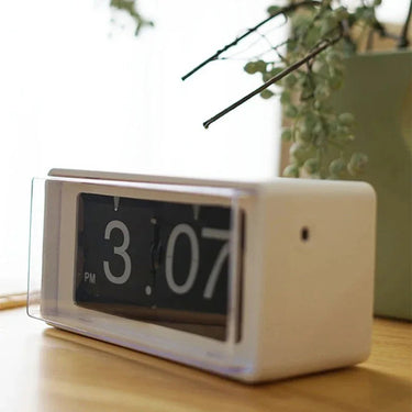 Marlow Retro Flip Table Clock - product image 3